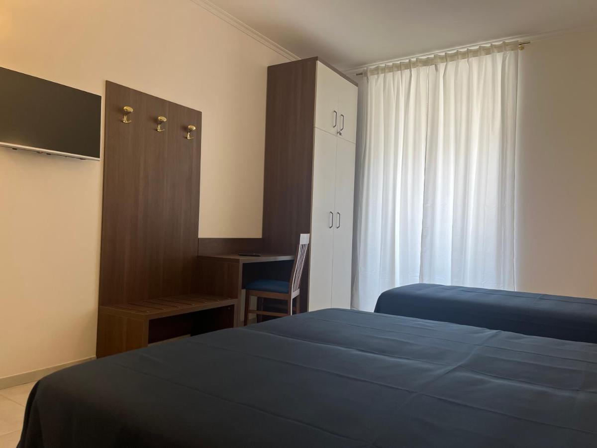 Giovanni Guest House ローマ エクステリア 写真
