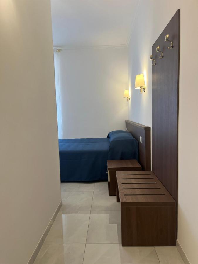 Giovanni Guest House ローマ エクステリア 写真
