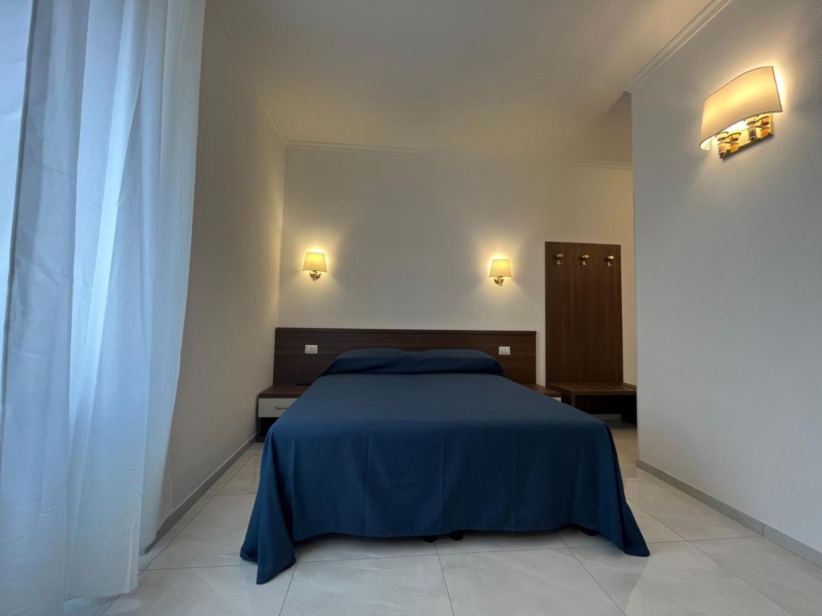 Giovanni Guest House ローマ エクステリア 写真